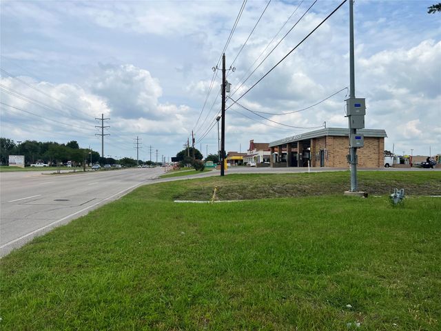 8130 Lakeview Parkway, Rowlett, TX 75088