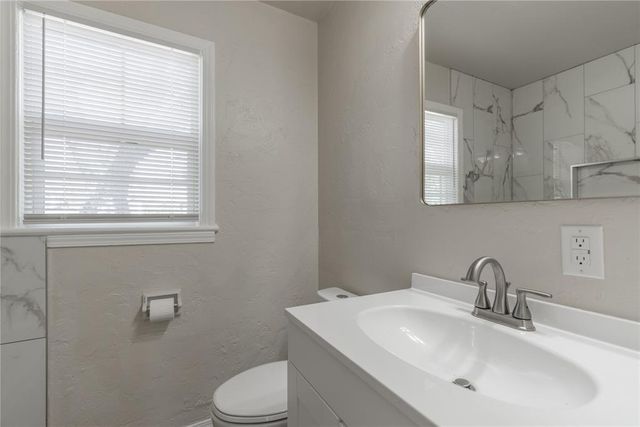 936 Crabtree Cove, Oklahoma City, OK 73110