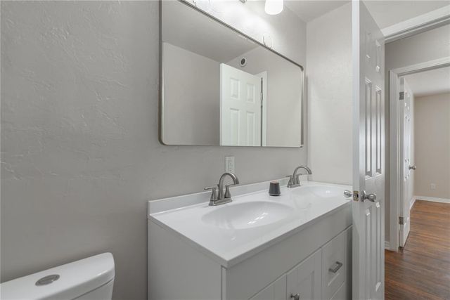936 Crabtree Cove, Oklahoma City, OK 73110
