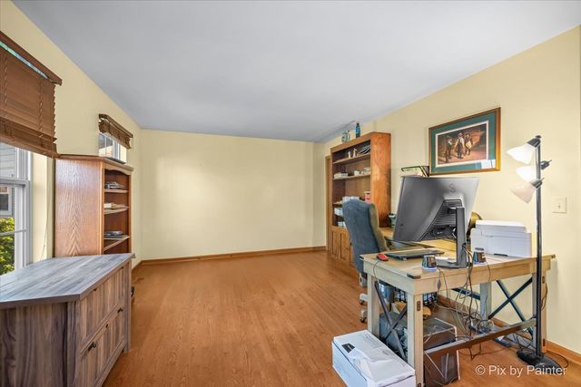 821 Glen Cove Lane, Pingree Grove, IL 60140