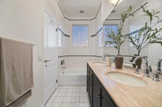 759 Foxkirk Road, Glendale, CA 91206