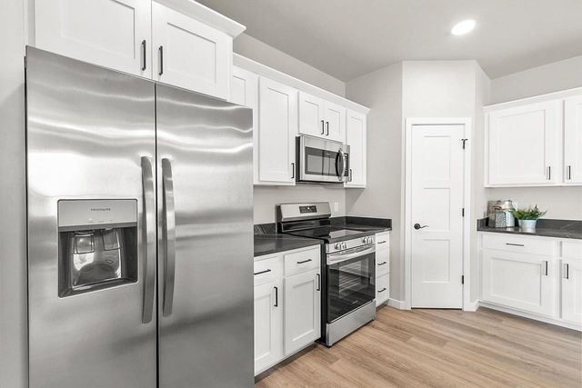 2864 Wild Goose Way, Stoughton, WI 53589