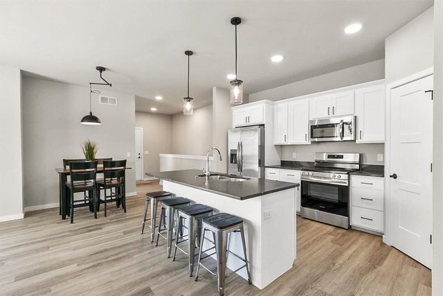 2864 Wild Goose Way, Stoughton, WI 53589