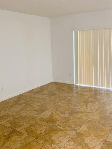 9800 TURF WAY 2, Orlando, FL 32837