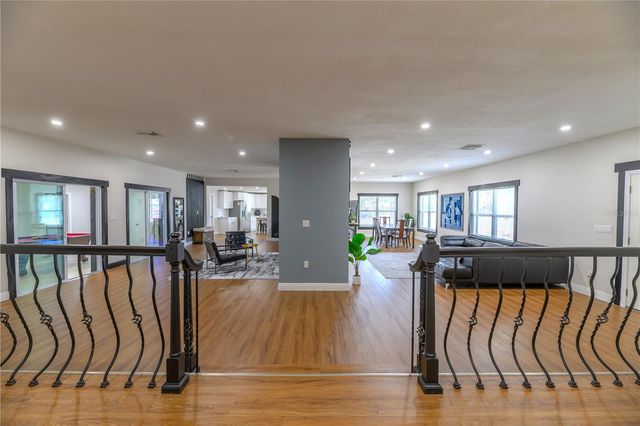 800 S KEENE ROAD, Clearwater, FL 33756