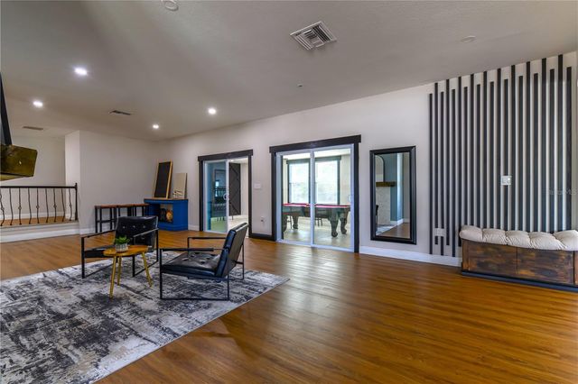 800 S KEENE ROAD, Clearwater, FL 33756