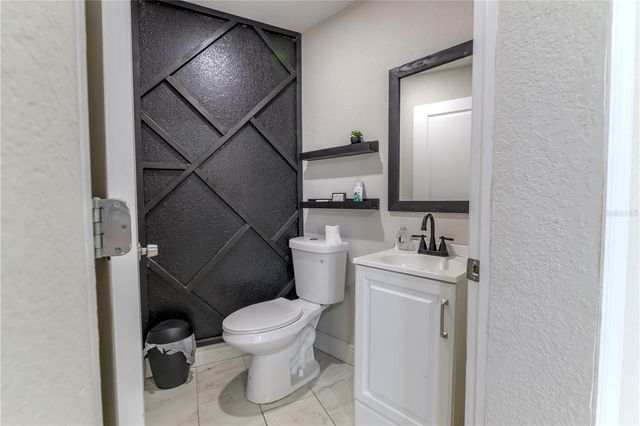 800 S KEENE ROAD, Clearwater, FL 33756