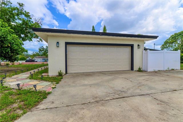 800 S KEENE ROAD, Clearwater, FL 33756