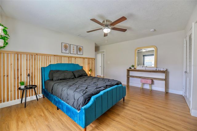 800 S KEENE ROAD, Clearwater, FL 33756