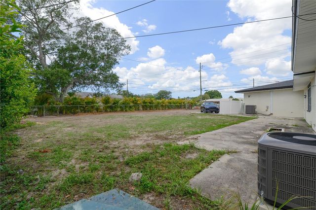 800 S KEENE ROAD, Clearwater, FL 33756