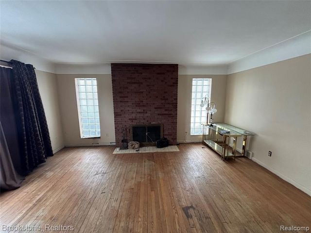 1699 S Deacon Street, Detroit, MI 48217