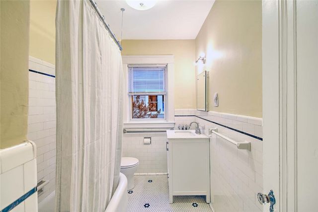 127 Evergreen Street 2, Providence, RI 02906