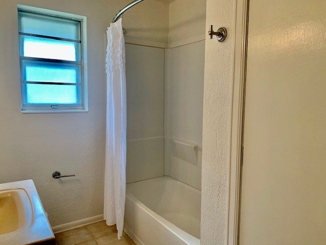 4809 Wheelock Drive, Fort Worth, TX 76133