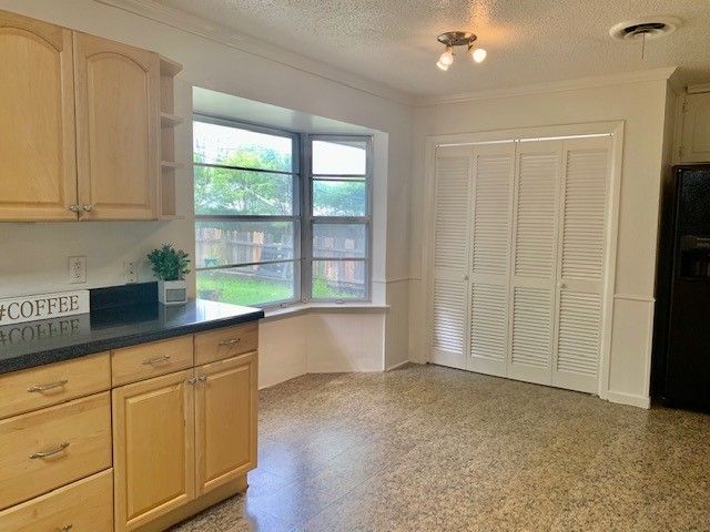 4809 Wheelock Drive, Fort Worth, TX 76133
