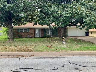 4809 Wheelock Drive, Fort Worth, TX 76133