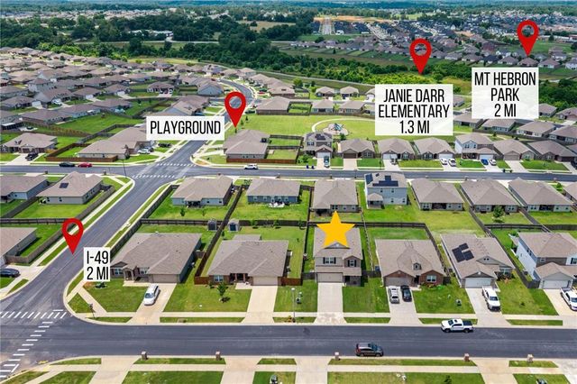 635 Woodcreek Loop, Lowell, AR 72745