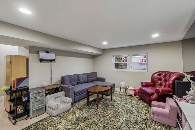 743 S Lombard Avenue, Oak Park, IL 60304