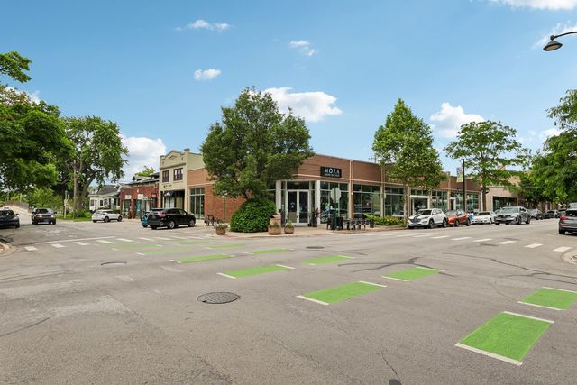 743 S Lombard Avenue, Oak Park, IL 60304
