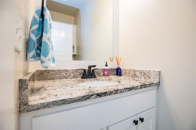 805 Hampstead Heath, Cave Springs, AR 72718