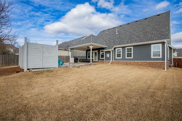 805 Hampstead Heath, Cave Springs, AR 72718