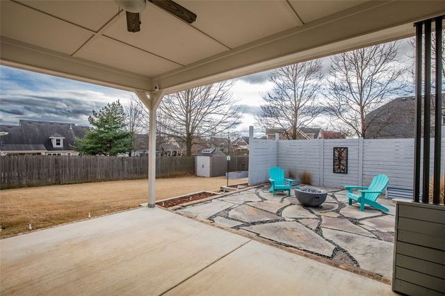 805 Hampstead Heath, Cave Springs, AR 72718