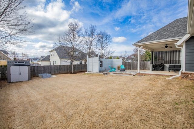 805 Hampstead Heath, Cave Springs, AR 72718