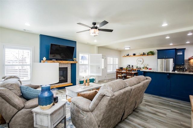 805 Hampstead Heath, Cave Springs, AR 72718