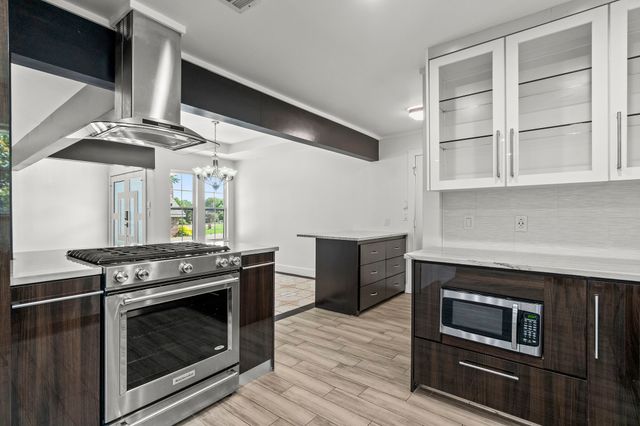 1938 Merrimac Trail, Garland, TX 75043