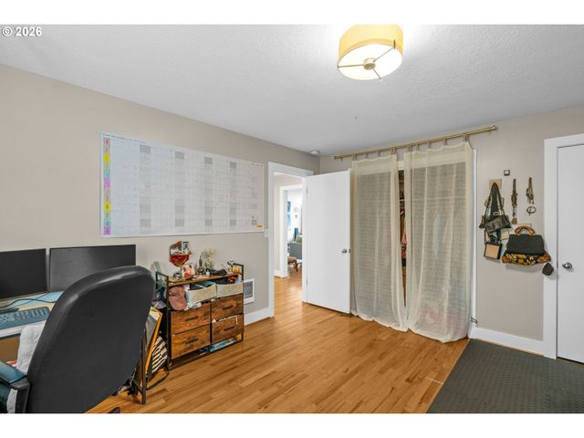 929 Se 16TH Ave 2, Portland, OR 97214