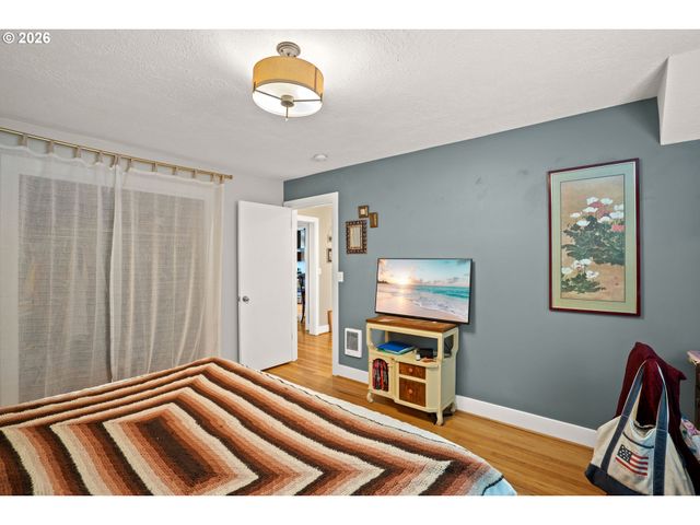 929 Se 16TH Ave 2, Portland, OR 97214
