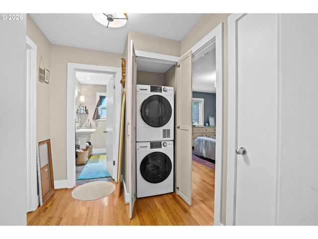 929 Se 16TH Ave 2, Portland, OR 97214