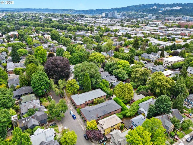 929 Se 16TH Ave 2, Portland, OR 97214