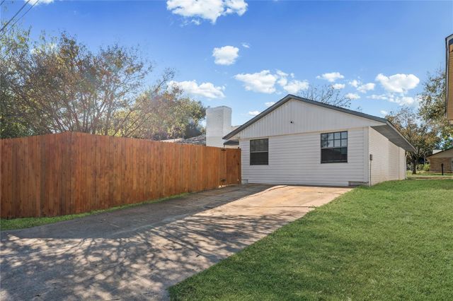 4113 Longhorn TRL, Temple, TX 76502