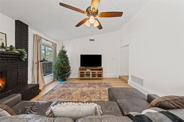 4113 Longhorn TRL, Temple, TX 76502