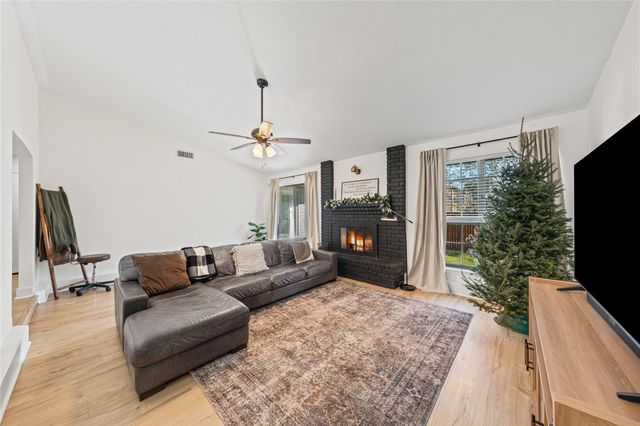 4113 Longhorn TRL, Temple, TX 76502