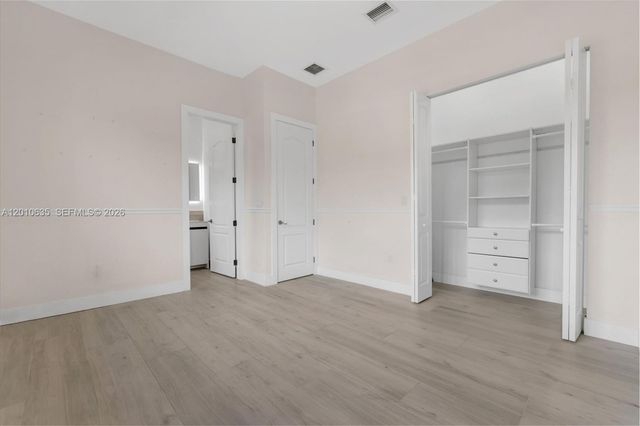 483 SW 147th Ter 2-48, Pembroke Pines, FL 33027