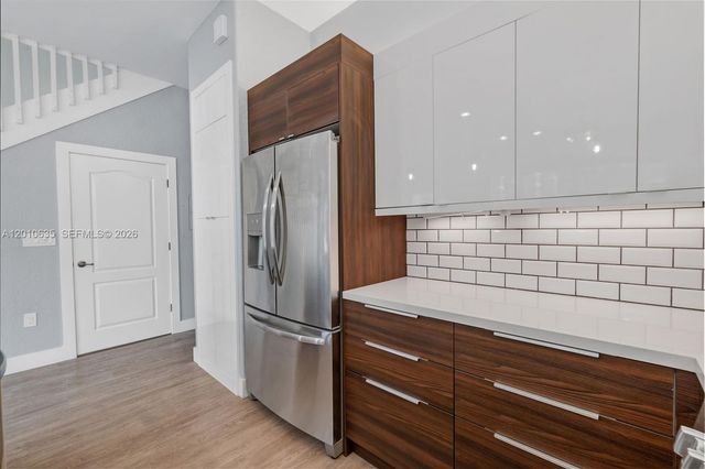 483 SW 147th Ter 2-48, Pembroke Pines, FL 33027