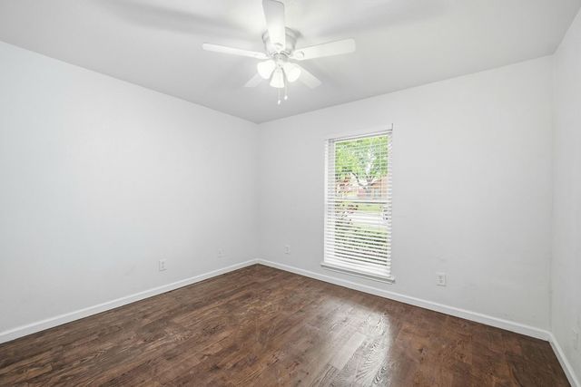 2705 Timberleaf Drive, Carrollton, TX 75006