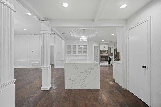 2705 Timberleaf Drive, Carrollton, TX 75006