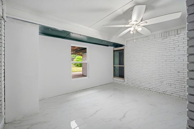 2705 Timberleaf Drive, Carrollton, TX 75006