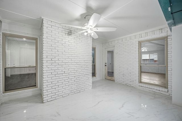 2705 Timberleaf Drive, Carrollton, TX 75006