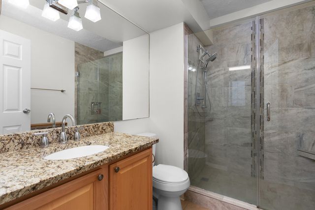 1131 Stringers Ridge Road 11e, Chattanooga, TN 37405