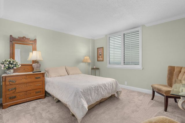 1131 Stringers Ridge Road 11e, Chattanooga, TN 37405