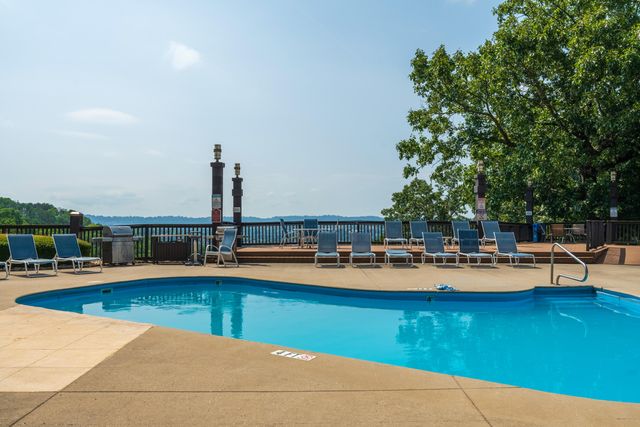 1131 Stringers Ridge Road 11e, Chattanooga, TN 37405