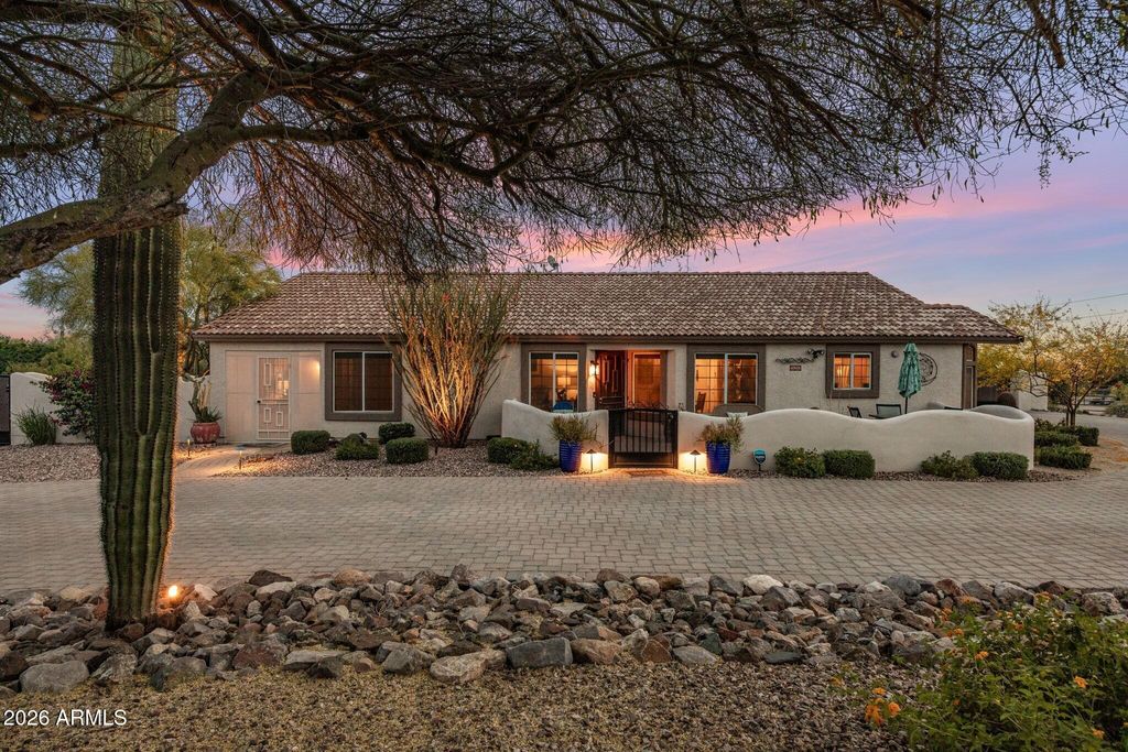 6905 E Dale Lane, Scottsdale, AZ 85266