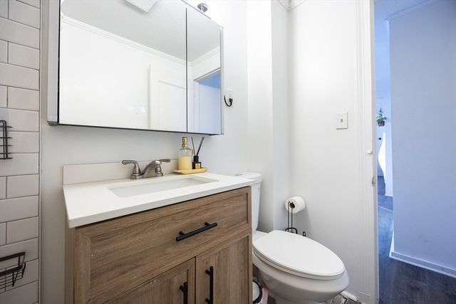 207 Eliot St, Ashland, MA 01721