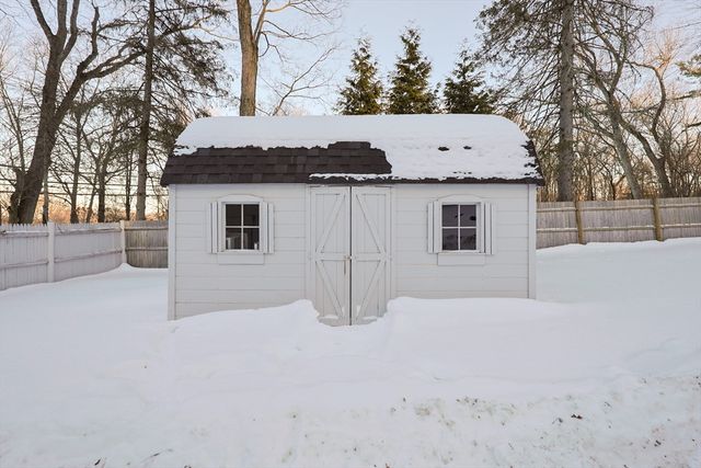 207 Eliot St, Ashland, MA 01721