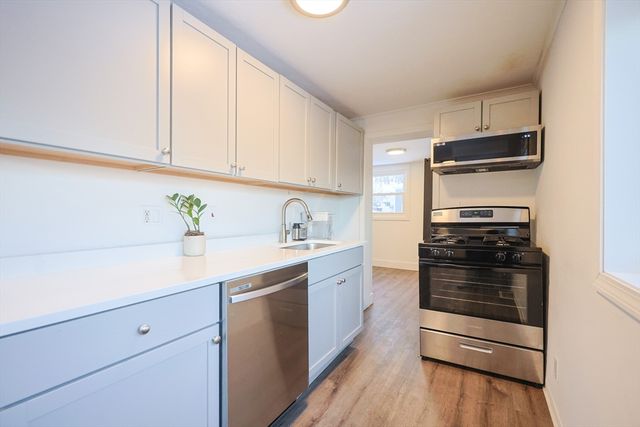 207 Eliot St, Ashland, MA 01721