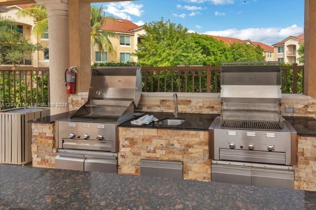 313 Villa Circle 313, Boynton Beach, FL 33435