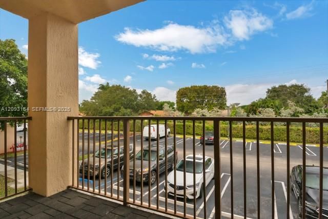 313 Villa Circle 313, Boynton Beach, FL 33435